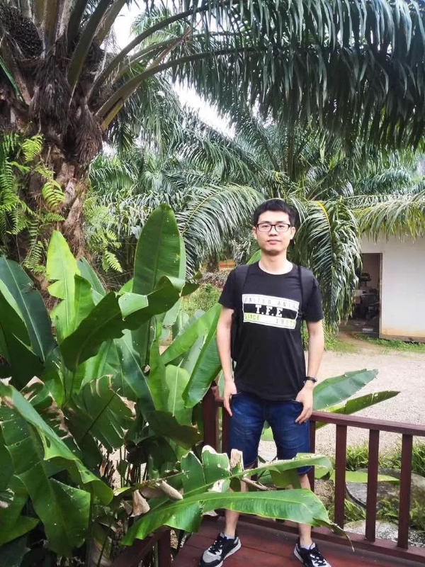 不走心的第一张照片--苏州闪婚服务中心